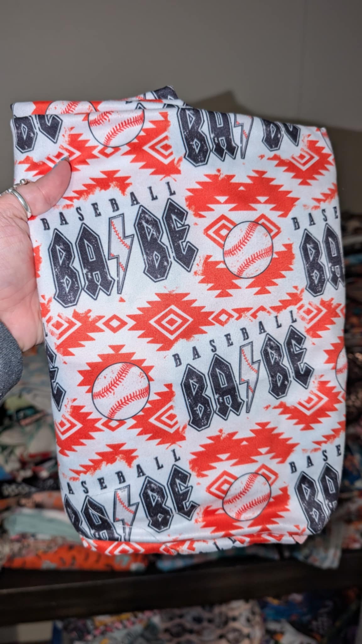 18/24 One bell sleeve Leo